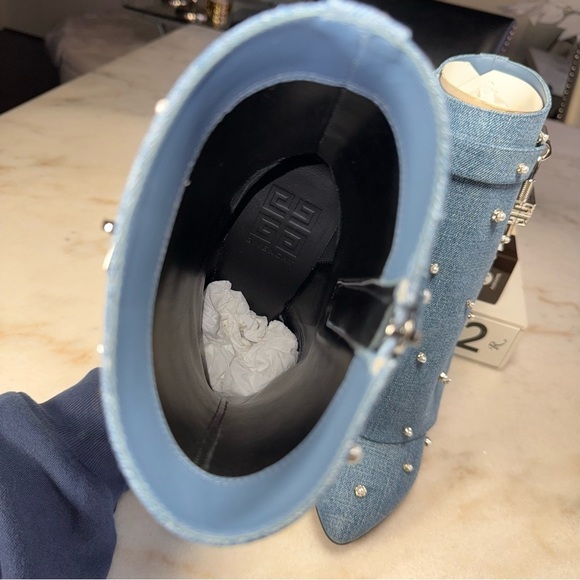 Givenchy 40 Shark Lock Pearl-Embellished Denim Ankle Boots - Picture 14 of 17